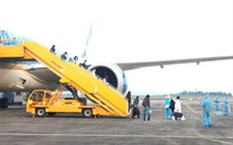 Chuyến bay chở 93 người Việt từ Anh về nước hạ cánh sân bay Vân Đồn