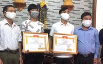 Trao tặng huy hiệu 'Tuổi trẻ dũng cảm' cho 3 thanh niên cứu người
