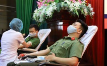 Nghe tin công an tổ chức hiến máu, người dân Đà Nẵng rủ nhau tham gia