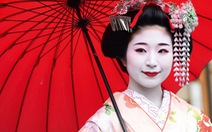 Bí mật đằng sau khuôn mặt trắng như sứ của Geisha Nhật Bản