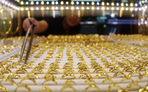 Giá vàng thế giới tăng tiếp, vàng trong nước vẫn cao hơn nửa triệu đồng/lượng