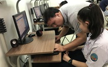 Lớp học giúp người khiếm thị 'online' học bài, tìm việc