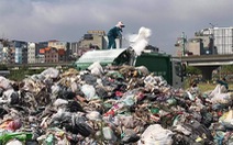 9.000 tấn rác chất đống trong nội thành Hà Nội