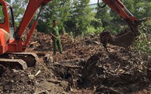 Bị bắt quả tang chôn rác thải công nghiệp trái phép, Công ty Shing Mark đổ thừa cho công nhân