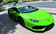 Đối mặt 70 năm tù vì lấy tiền vay cứu trợ COVID-19 mua siêu xe Lamborghini