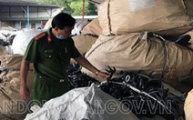 Gần 200 tấn chất thải công nghiệp giấu trong kho hàng một doanh nghiệp tại Biên Hòa