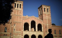 Hệ thống Đại học California đã nhận 64 sinh viên 'được lo lót' trong 7 năm qua?