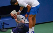 Djokovic kêu gọi 'fan cuồng' bình tĩnh, sau khi nữ trọng tài biên bị 'dọa giết'