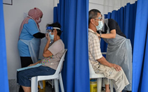 Malaysia phê duyệt có điều kiện tiêm vắc xin Sinovac cho trẻ 12-17 tuổi