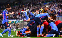 Chặn đứng chuỗi toàn thắng của Úc, Nhật sống lại hy vọng dự World Cup 2022
