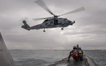 Trực thăng săn ngầm của Úc rơi xuống biển Philippines