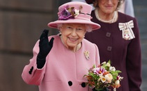 Thi làm bánh 'pudding bạch kim' mừng 70 năm Nữ hoàng Elizabeth II trị vì