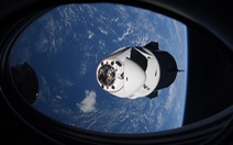 SpaceX hàn lại ống xả nước tiểu bên trong tàu vũ trụ trước khi đưa tiếp 4 người lên không gian