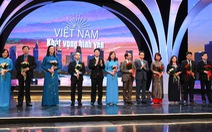 'Việt Nam - Khát vọng bình yên' - tôn vinh tuyến đầu chống dịch