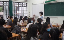 Học sinh lớp 12 Đà Nẵng trở lại trường: ‘Mừng lắm nhưng không chủ quan’