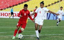 Thừa Thiên Huế trao thưởng cho Hồ Thanh Minh vì ghi bàn vào lưới U23 Myanmar