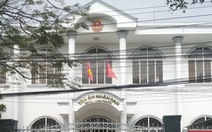 Vụ chánh án TAND huyện Ninh Phước tự tử: Nữ thư ký bị khởi tố sai gì?