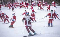 Hàng trăm 'ông già Noel' trượt tuyết làm từ thiện
