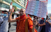 Myanmar: Sư sãi tham gia biểu tình, cảnh sát cảnh báo trấn áp