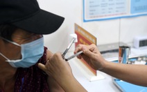 Tiêm vắc xin COVID-19 ở Việt Nam: Tiêm trước ở các tỉnh có dịch