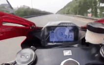 Xác định được tài xế phóng mô tô 'tốc độ bàn thờ' 299 km/h trên đại lộ Thăng Long