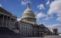 Thượng viện Mỹ thông qua gói cứu trợ COVID-19 trị giá 1.900 tỉ USD