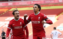 Thắng nghẹt thở Aston Villa, Liverpool vào top 4