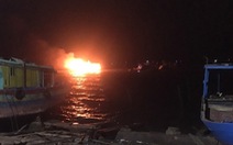 Thanh Hóa: 2 tàu cá bị cháy rụi lúc rạng sáng, thiệt hại hàng tỉ đồng