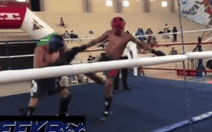 Dính 'cú đá ngàn cân', võ sĩ Ecuador chết vì xuất huyết não