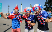 Nhầm lẫn Budapest với Bucharest, các CĐV Pháp 'lưu lạc' sang Romania xem Euro 2020