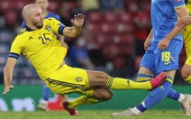 Tiền đạo tuyển Ukraine phải nghỉ đá 6 tháng sau 'pha vào bóng rợn người'