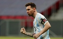 CĐV Brazil ủng hộ Argentina vô địch Nam Mỹ vì... thương Messi, Neymar nổi giận chỉ trích