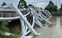 Công trình trang trí cầu ở Sóc Trăng bị sập, nhà thầu bỏ tiền ra làm lại