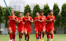 HLV Park Hang Seo 'căng mình' với tuyển Việt Nam và tuyển U23