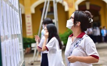Thí sinh cả nước đang làm thủ tục thi tốt nghiệp THPT đợt 1