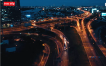 Trực tiếp: Đường phố TP.HCM và Đà Nẵng đêm 1-8