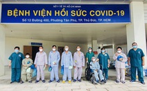 Thêm 10 bệnh nhân nặng ở Bệnh viện hồi sức COVID-19 được xuất viện