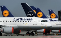 Lufthansa chuyển ghế trống thành giường nằm thu phí