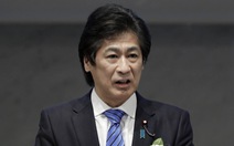 Bộ trưởng Y tế Nhật: Tạp chất trong vắc xin Moderna có thể do kim tiêm bị kẹt