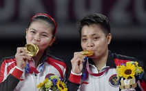 Đôi nữ Indonesia giành HCV cầu lông được thưởng 1 ngôi nhà, 5 con bò