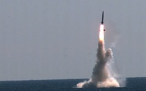 Hai miền Triều Tiên cùng phóng tên lửa