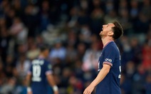 Messi 'kém duyên' ghi bàn, bị thay thế phút 76, PSG thắng ngược Lyon phút 90+3