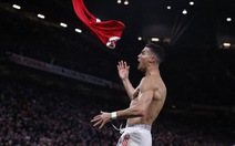 Ronaldo ghi bàn phút 90+5, đem 3 điểm về cho Man Utd