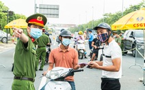 19 quận, huyện Hà Nội ‘nới’ giãn cách, dân ra - vào thủ đô ra sao?