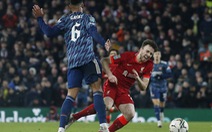 Liverpool bị 10 người Arsenal cầm chân ở Cúp Liên đoàn Anh