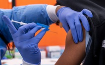 CDC Mỹ: Tiêm vắc xin và F0 hết bệnh, bên nào chống COVID-19 tốt hơn?