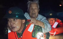 Tiếng kêu cứu trắng đêm của người Đà Nẵng bị ngập trong mưa lịch sử