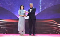 Dạ Hương nhận giải thưởng ‘Thương hiệu truyền cảm hứng năm 2022’ do Enterprise Asia bình chọn