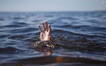 Một Việt kiều là huấn luyện viên bơi lội tắm biển bị sóng đánh tử vong