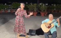 Cụ bà 73 tuổi cover bài 'Thu ca' như nuốt đĩa